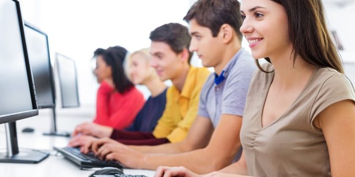 The Importance of Practical Training in Today’s Job Market